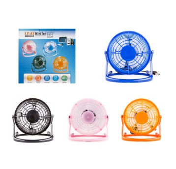 ELE/WIATRAK,WENTYLATOR NA USB Z Tw.Szt. (60)